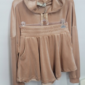 LA PERLA DRES WELUROWY LAMPAS WELUR KRÓTKIE SZORTY O LA VOGA BEŻOWY M - Image 1